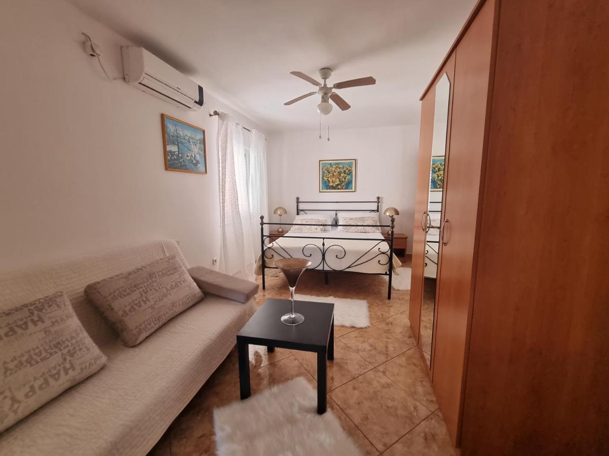 Holiday Apartment 1 Orebić Buitenkant foto